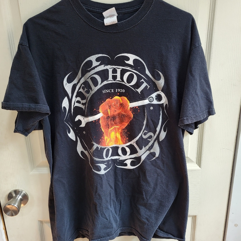 Mens Red Hot Tools Snap On Tools Shirt XL Gently Used